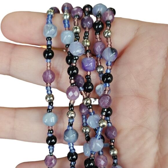 Vintage 70s Lavendar Triple Strand Bead Necklace - Picture 9 of 14